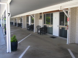 AFTER 13 YEARS ILLNESS FORCES PRICE DROP TO $850,000 FANTASTIC 20% ROI FOR F/H GOING CONCERN MOTEL
